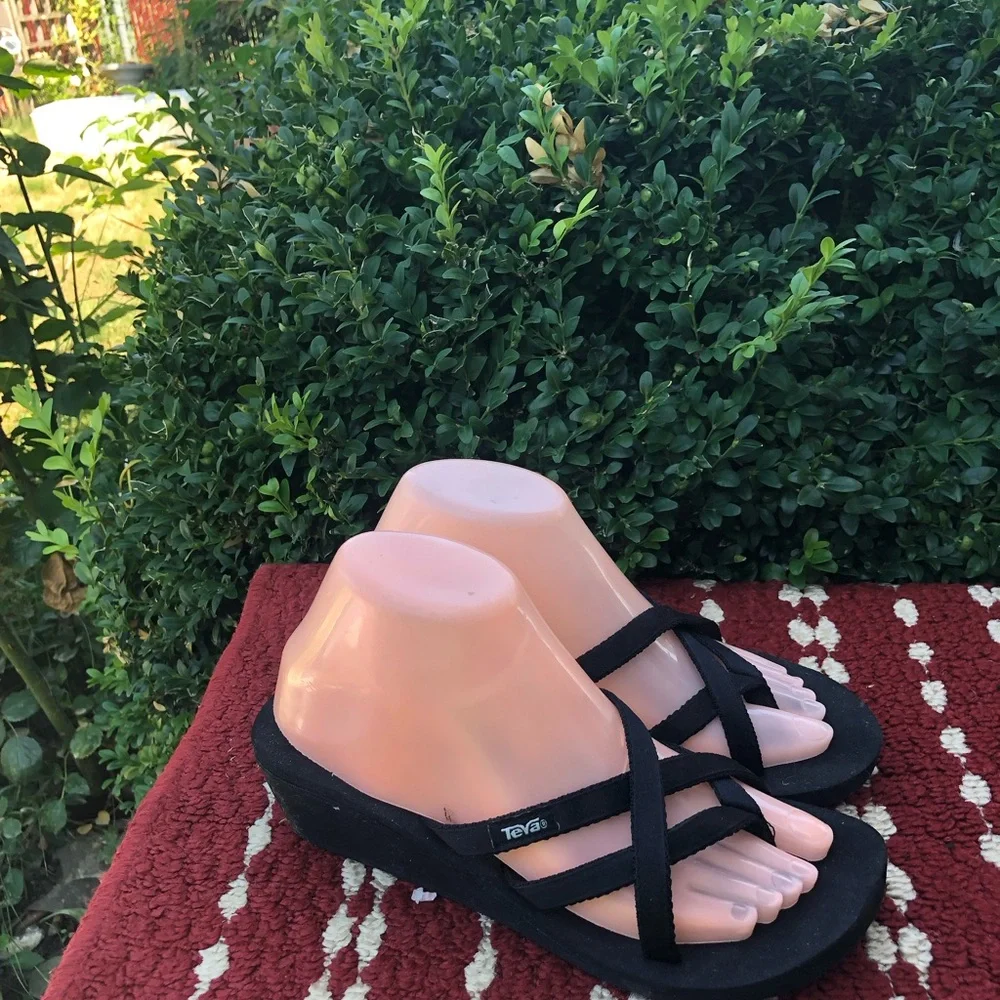 Teva women’s platform